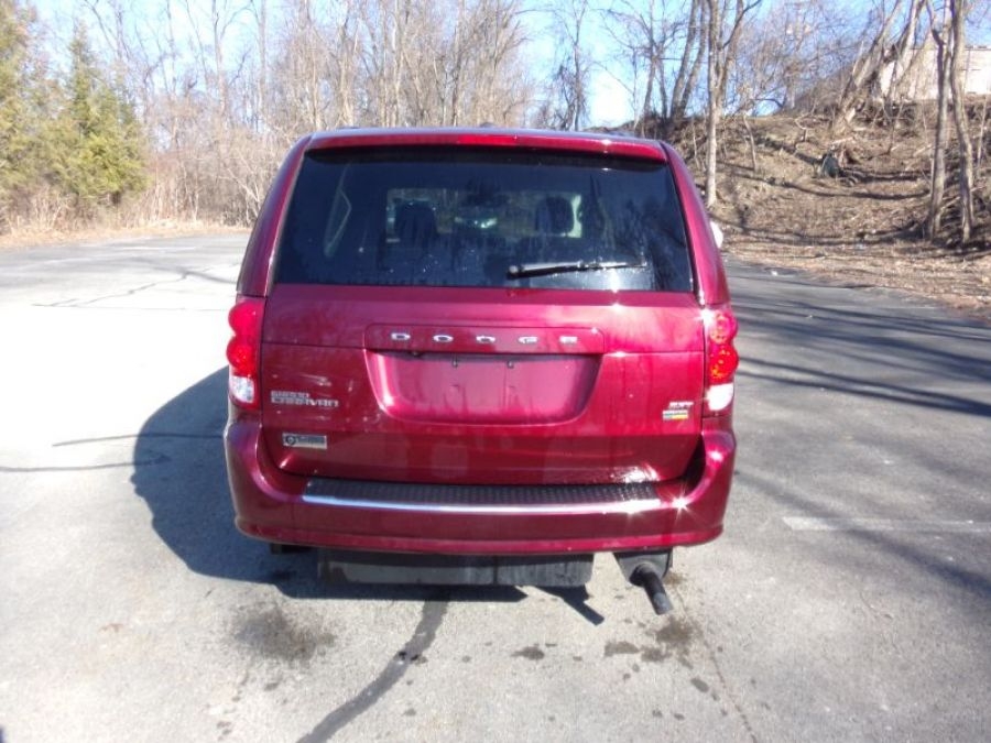 Red Dodge Grand Caravan image number 5