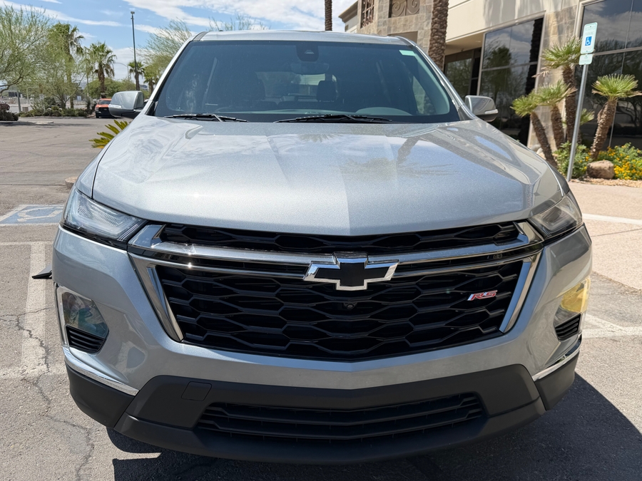 Used 2023 Chevrolet Traverse 2LT - BraunAbility Side Entry In Floor Automatic Ramp