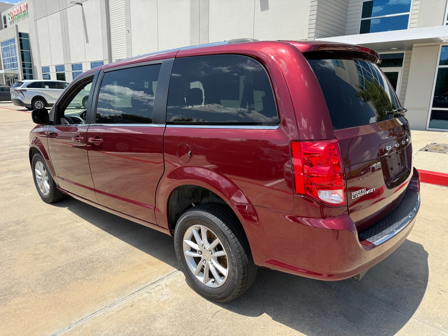 Red Dodge Grand Caravan image number 4