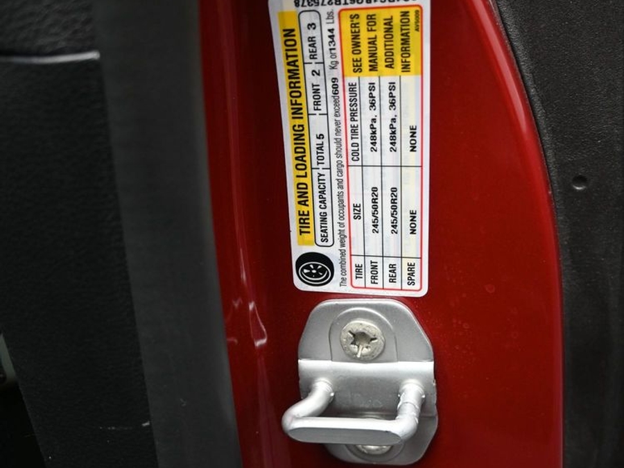 New 2026 Chrysler Pacifica Select Sport - BraunAbility Side Entry Fold Out Automatic Ramp
