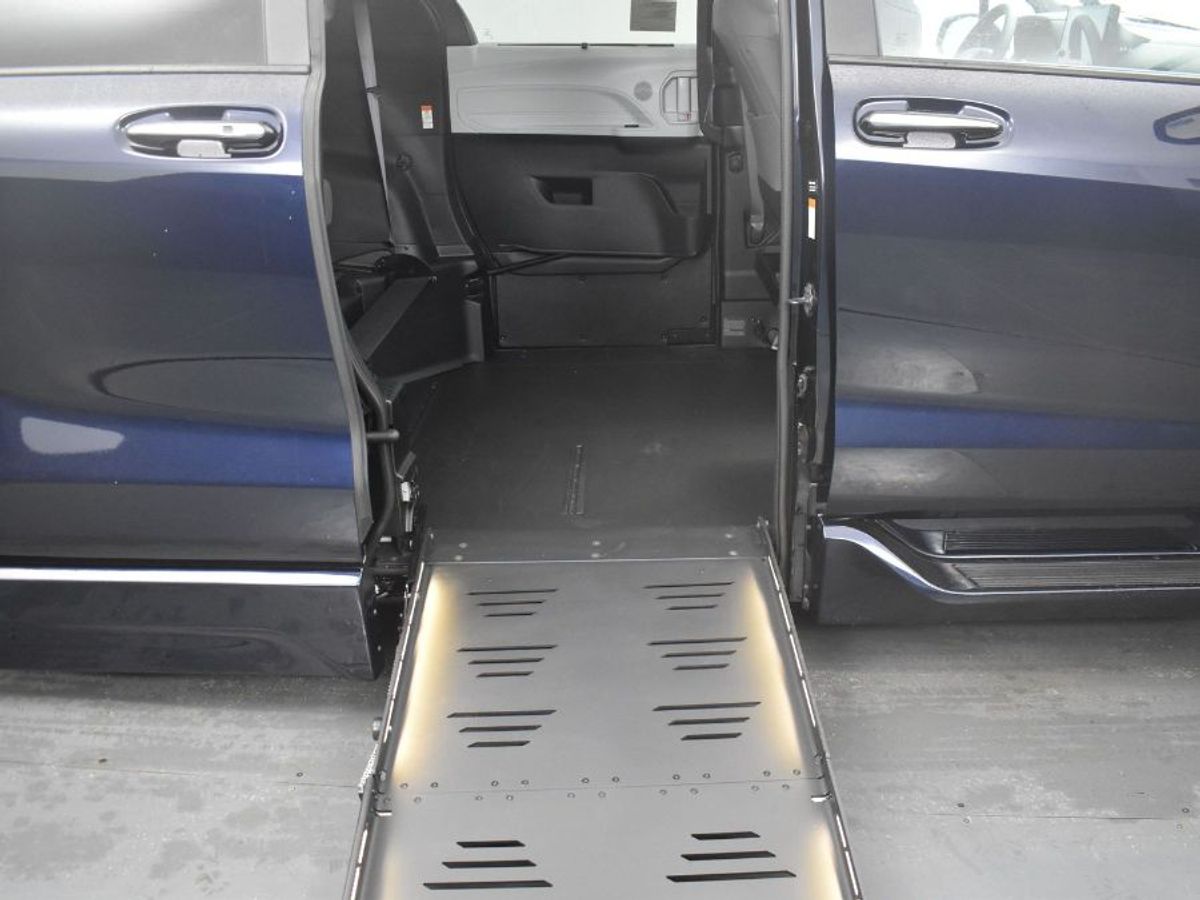 2025 TOYOTA SIENNA - Image 5