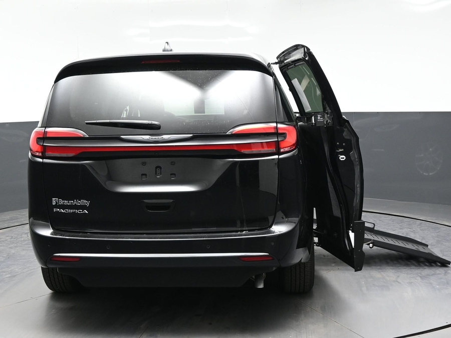 Used 2024 Chrysler Pacifica Touring L - BraunAbility Side Entry Fold Out Manual Ramp