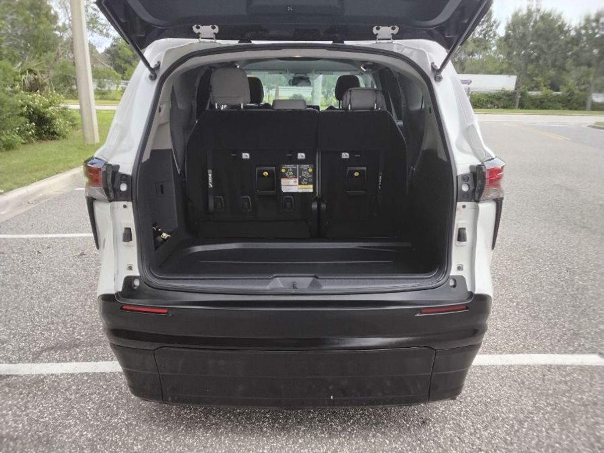 2022 TOYOTA SIENNA - Image 8