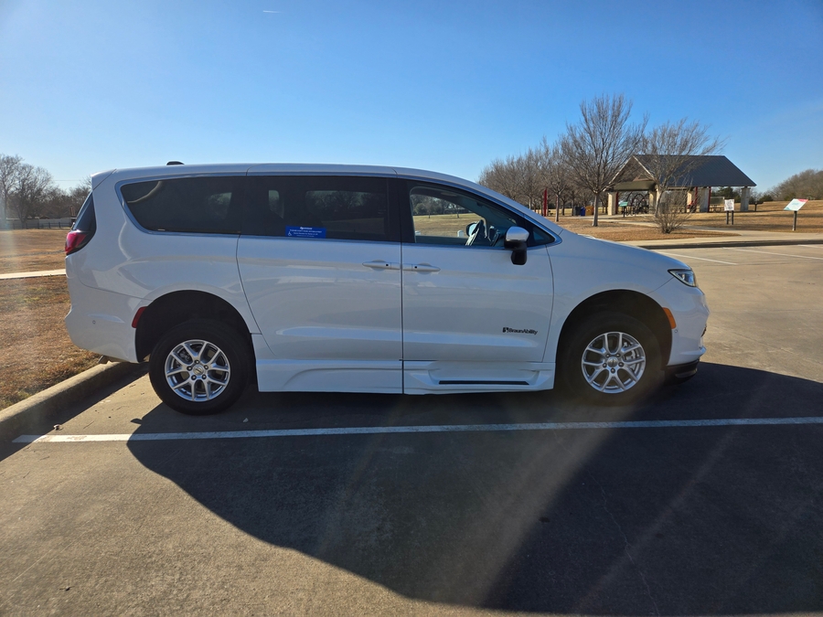 Used 2023 Chrysler Pacifica Touring L Safety - BraunAbility Side Entry Entry Fold Out Automatic Ramp