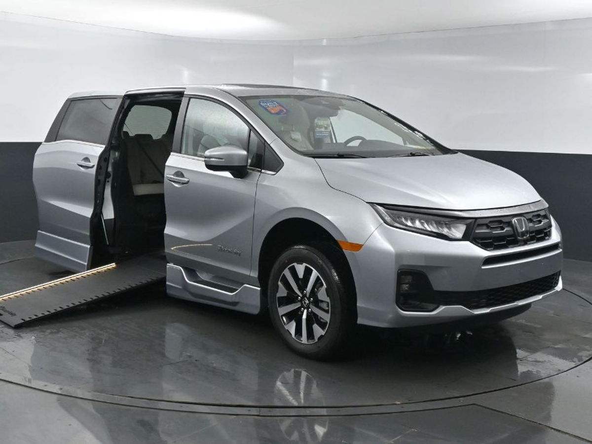 2026 Honda Odyssey EX-L's photo
