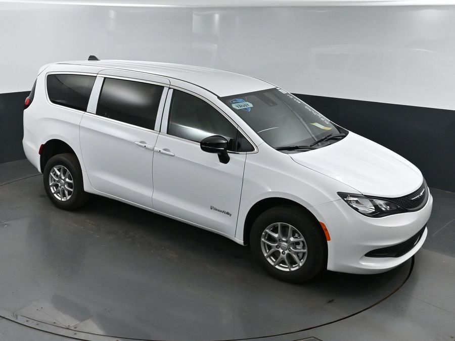 New 2025 Chrysler Voyager LX - BraunAbility Rear Entry Entry Fold Out Manual Ramp