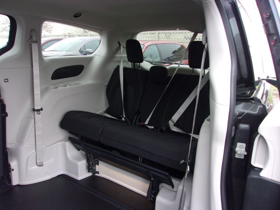 2022 CHRYSLER VOYAGER - Image 17