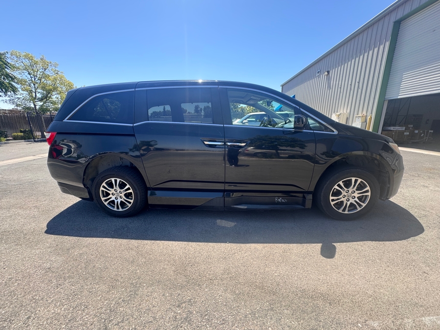  Honda Odyssey image number 1