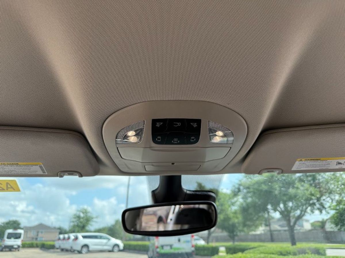 2024 CHRYSLER VOYAGER - Image 18