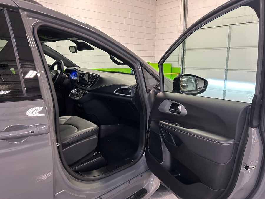 2024 CHRYSLER PACIFICA - Image 13