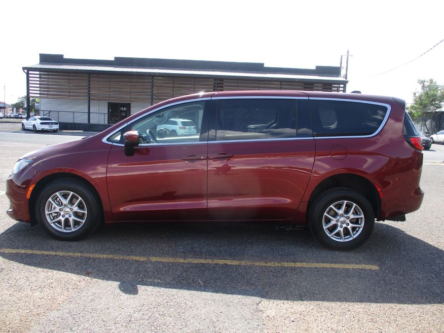 Used 2023 Chrysler Voyager LX - ATS Rear Entry Entry Fold Out Manual Ramp
