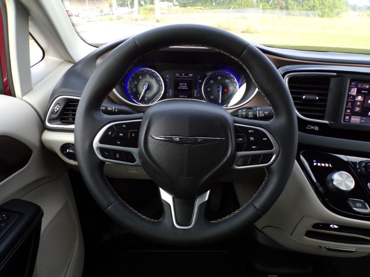 2023 CHRYSLER VOYAGER - Image 22