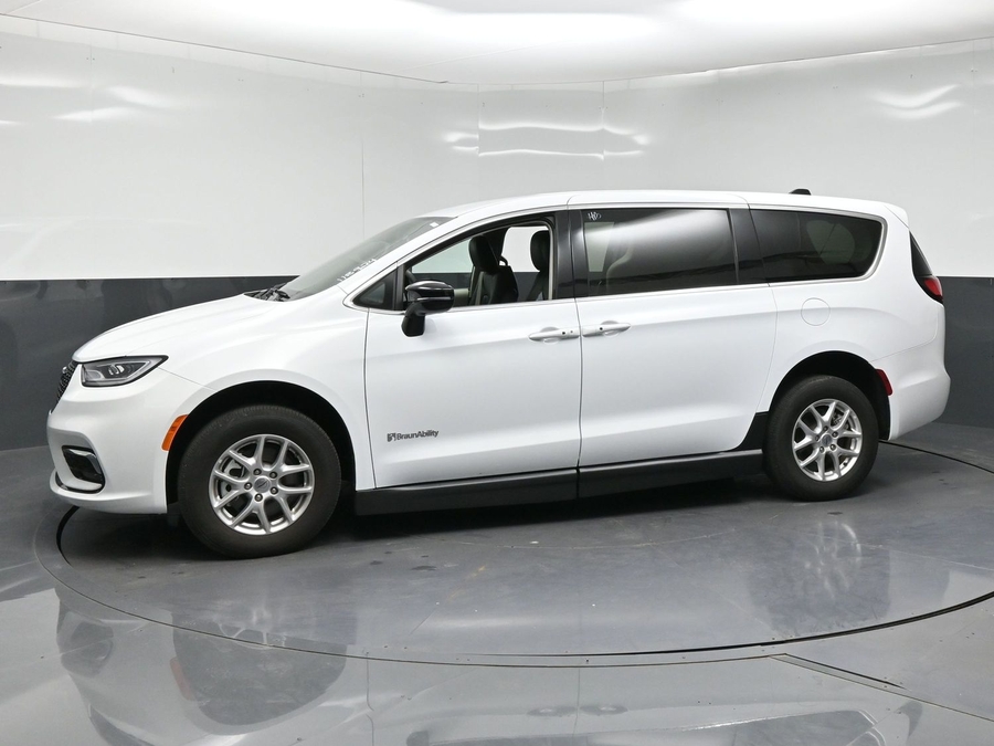 Used 2024 Chrysler Pacifica Touring L - BraunAbility Side Entry Fold Out Manual Ramp
