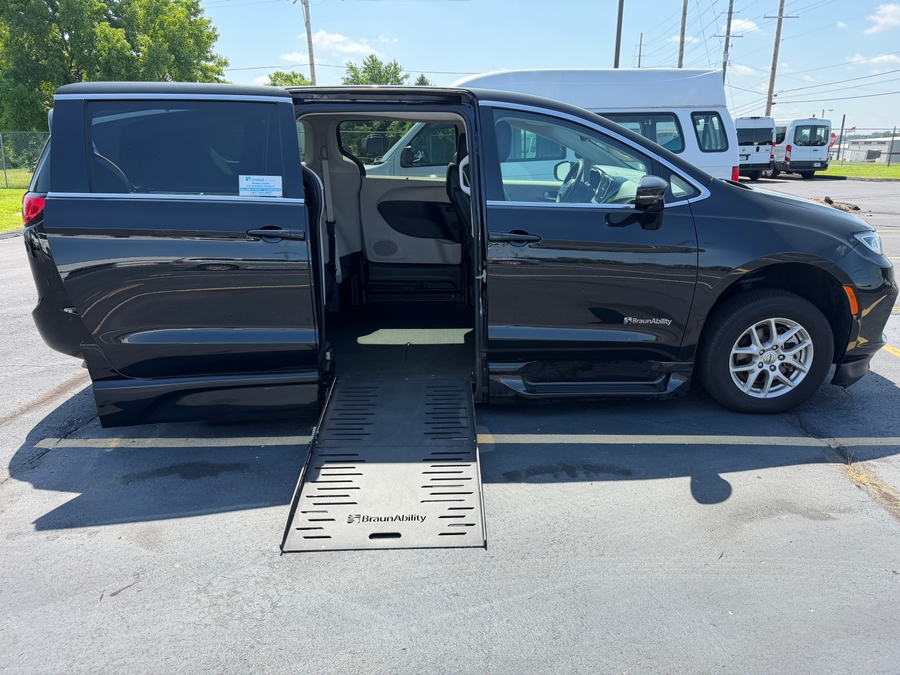 Used 2024 Chrysler Pacifica Touring L Safety - BraunAbility Side Entry Fold Out Automatic Ramp