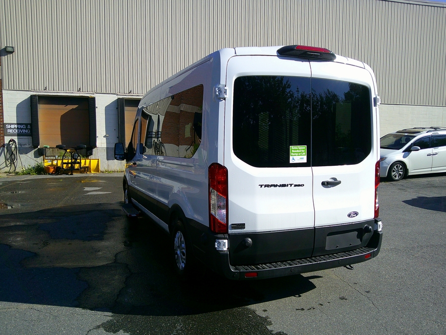 White Ford T350 image number 9