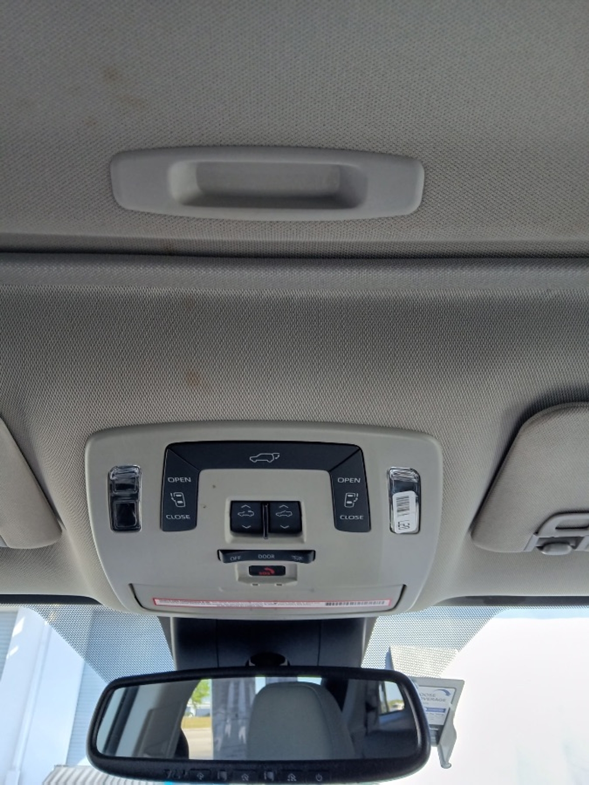 2024 TOYOTA SIENNA - Image 6