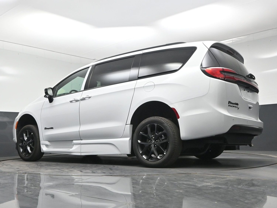Blanco Chrysler Pacifica número de imagen 20