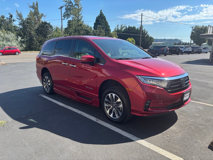 Used 2021 Honda Odyssey EX-L - BraunAbility Side Entry In Floor Automatic Ramp