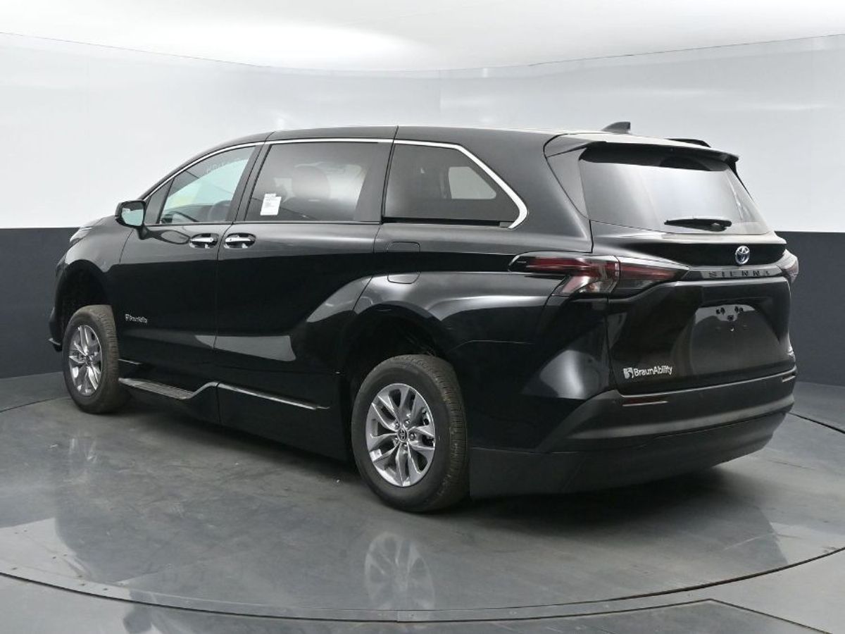 2024 TOYOTA SIENNA - Image 23