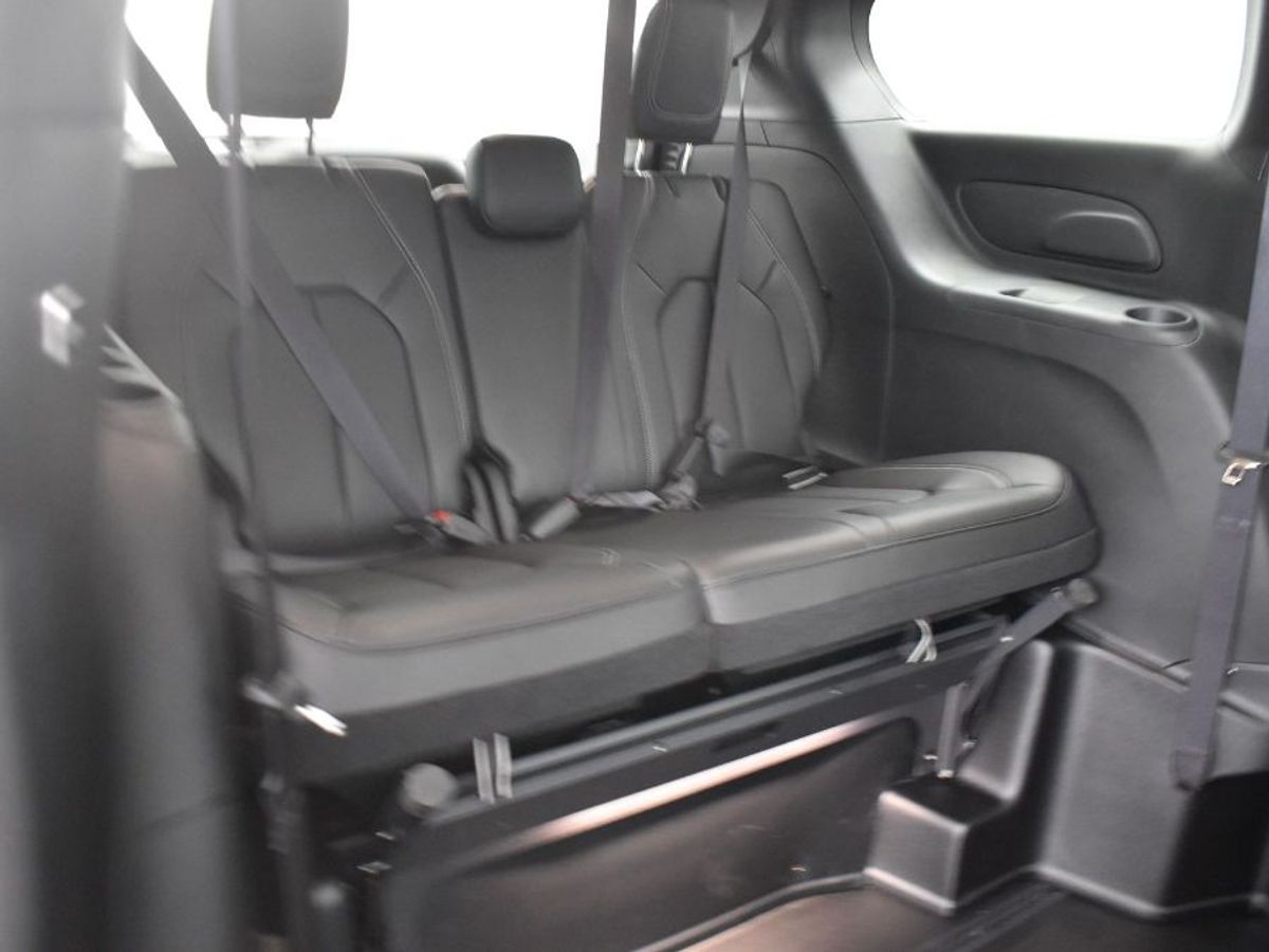 2025 CHRYSLER PACIFICA - Image 10