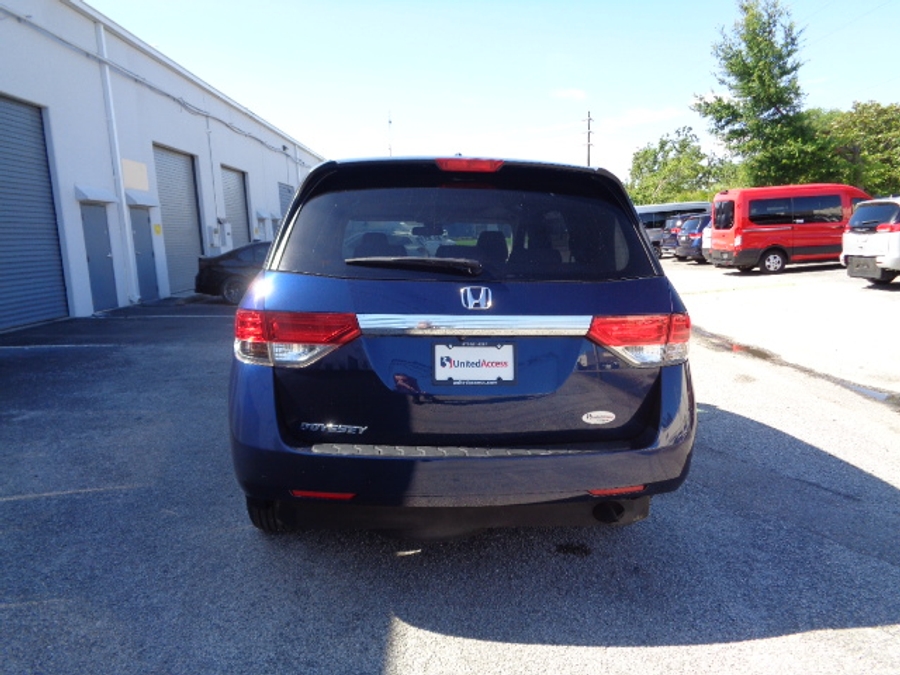 Used 2016 Honda Odyssey EX-L - BraunAbility Side Entry Entry Fold Out Automatic Ramp