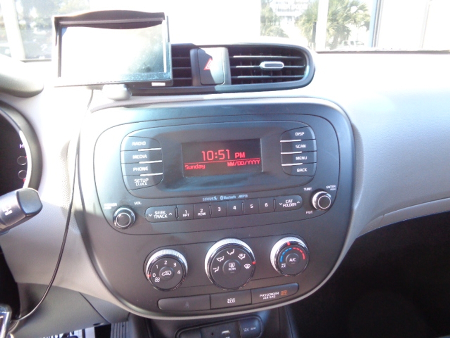 Used 2016 Kia Soul Base - Freedom  Entry  Ramp