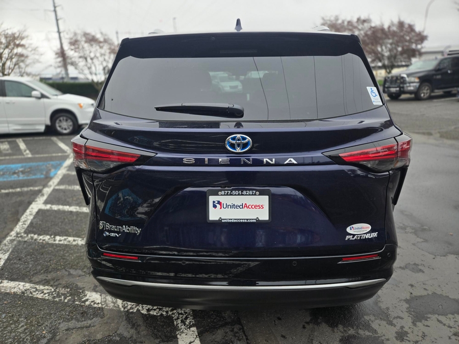 Used 2025 Toyota Sienna Hybrid Platinum - BraunAbility Side Entry Entry Fold Out Automatic Ramp