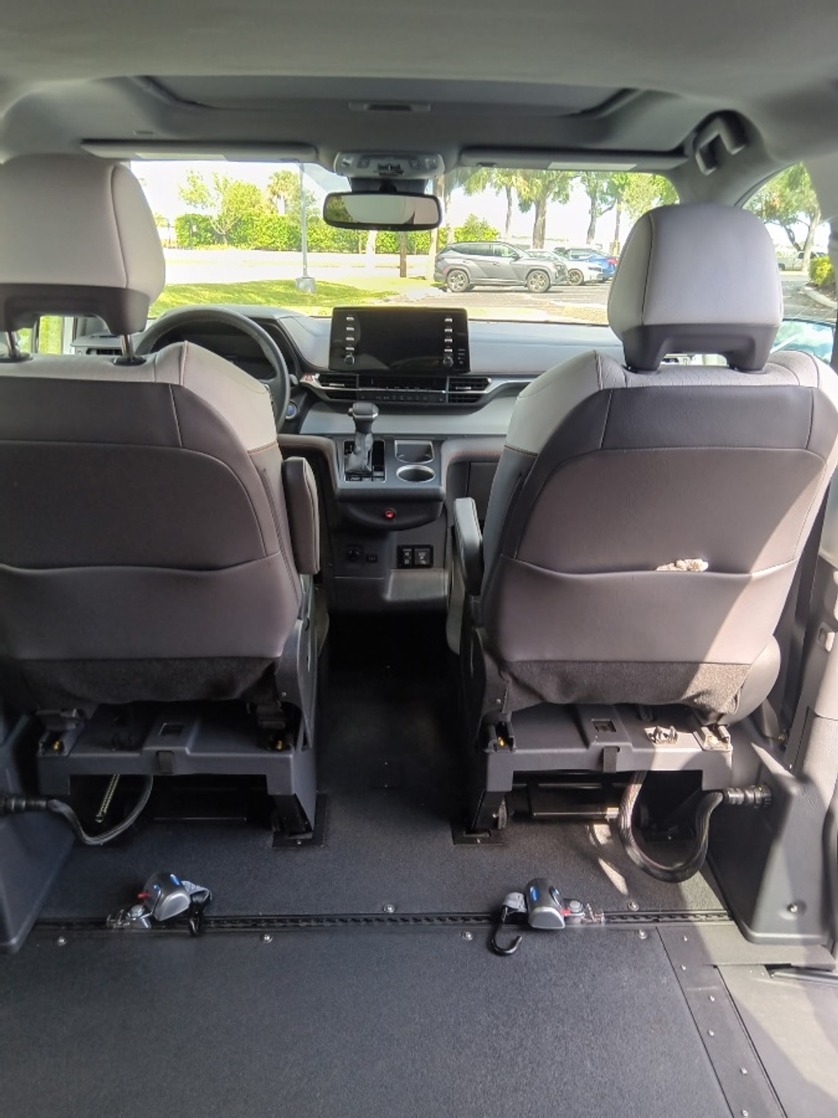 2022 TOYOTA SIENNA - Image 13