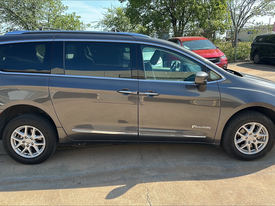 Used 2020 Chrysler Pacifica Touring L - BraunAbility Rear Entry Fold Out Manual Ramp