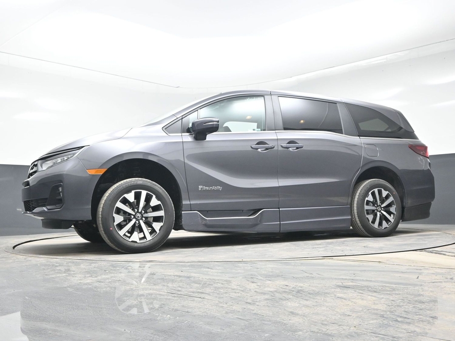 New 2026 Honda Odyssey EX-L - BraunAbility Side Entry Entry In Floor Automatic Ramp