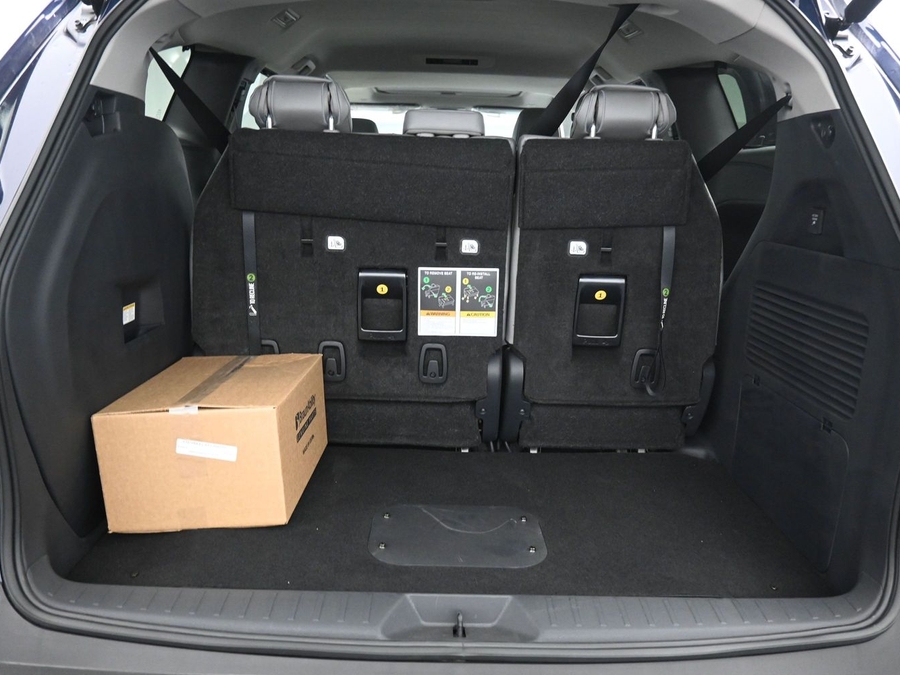 New 2026 Toyota Sienna Hybrid XLE Add - BraunAbility Side Entry Fold Out Automatic Ramp