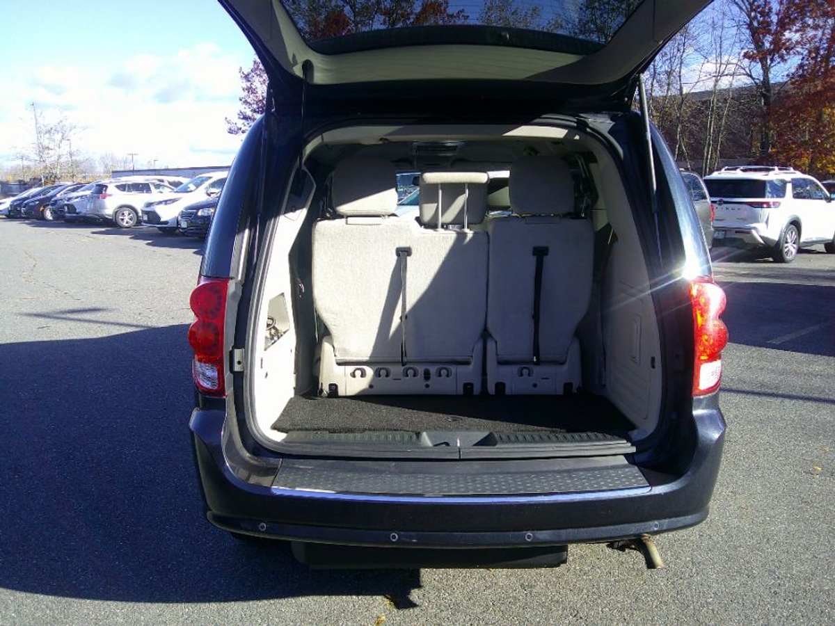 2013 DODGE GRAND CARAVAN - Image 17