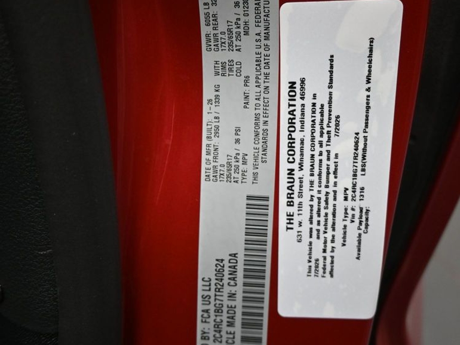 Red Chrysler Pacifica image number 14