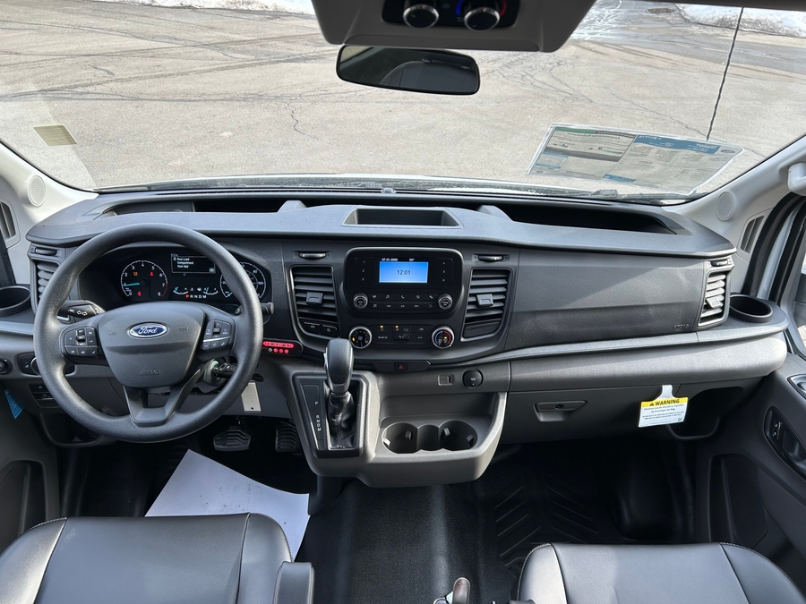 White Ford T350 image number 1