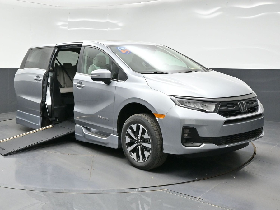 2026 Honda Odyssey EX-L's photo