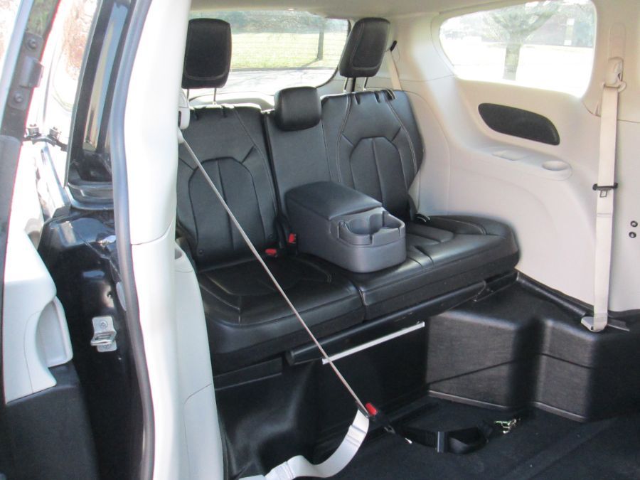 2020 CHRYSLER VOYAGER - Image 17