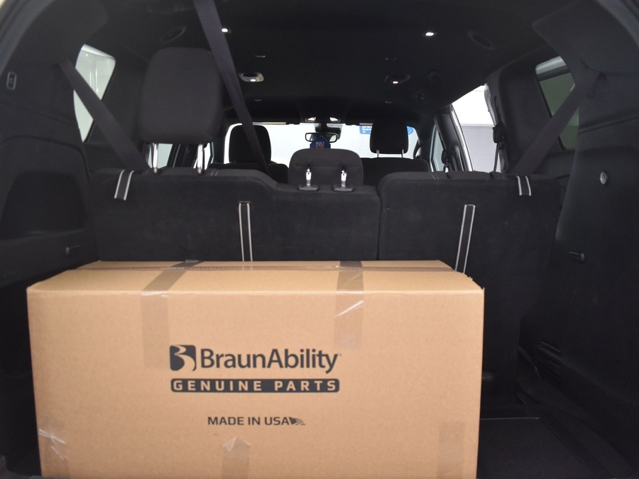 Used 2024 Chrysler Pacifica Touring-L - BraunAbility Side Entry Entry In Floor Automatic Ramp