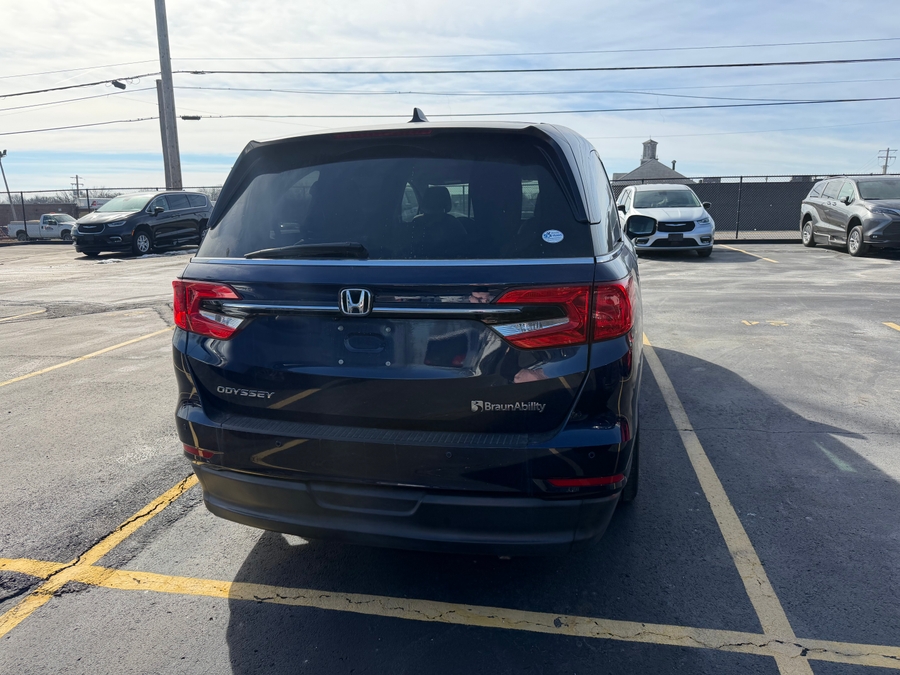 Used 2022 Honda Odyssey EX-L - BraunAbility Side Entry Entry In Floor Automatic Ramp