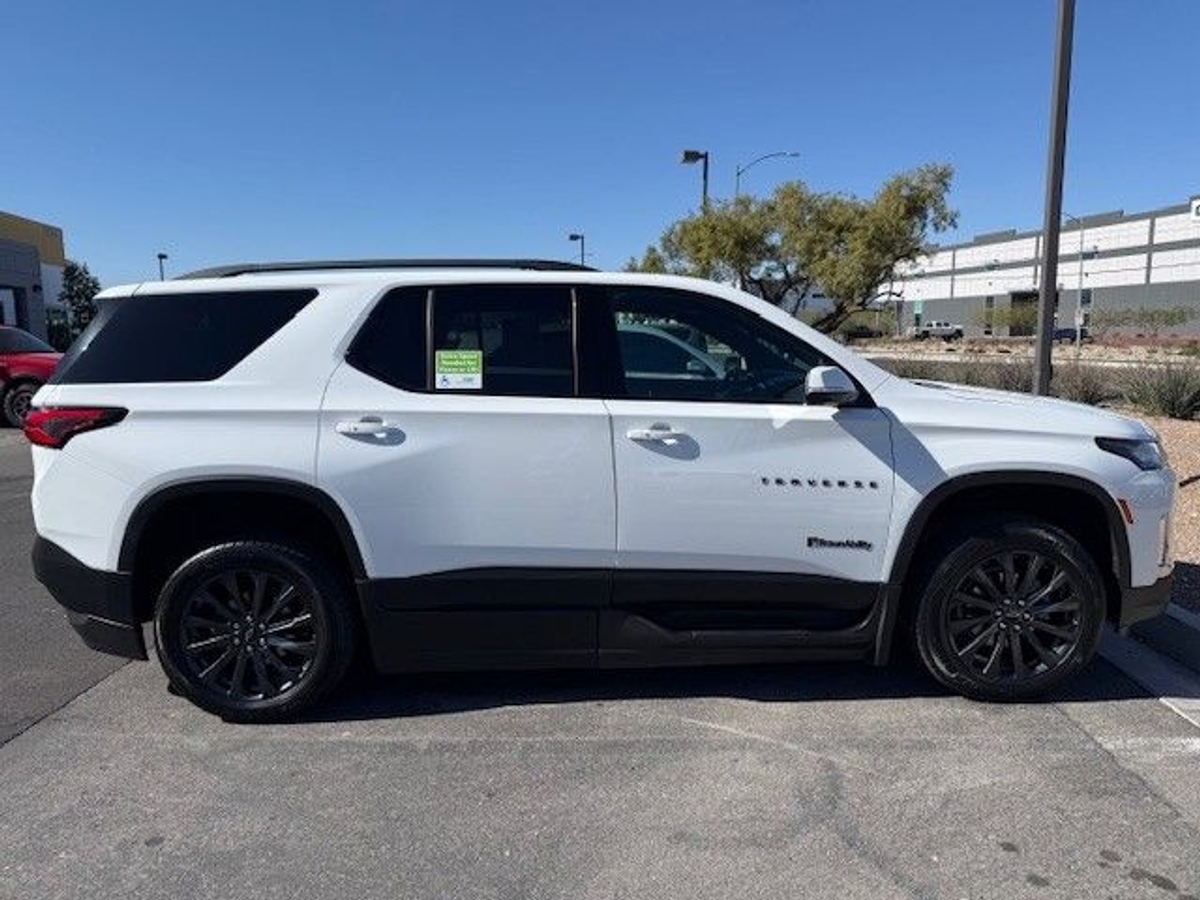 2022 CHEVROLET TRAVERSE - Image 16