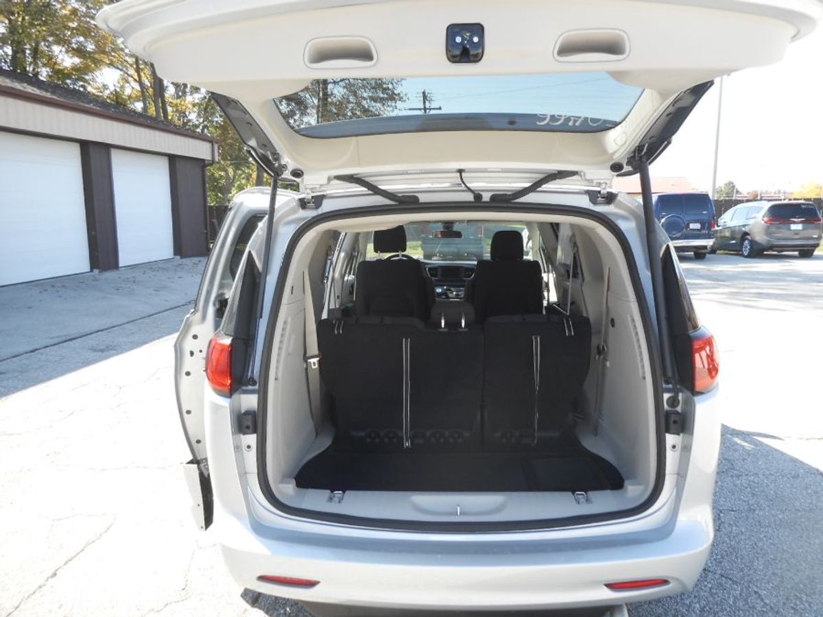 2022 CHRYSLER VOYAGER - Image 15