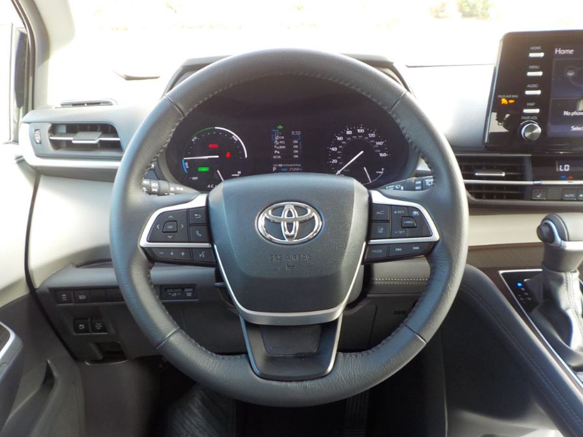 2024 TOYOTA SIENNA - Image 10