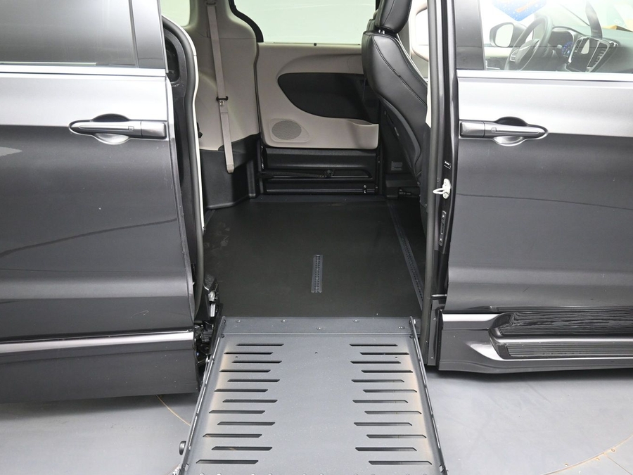 Used 2023 Chrysler Pacifica Touring L - BraunAbility Side Entry Fold Out Automatic Ramp