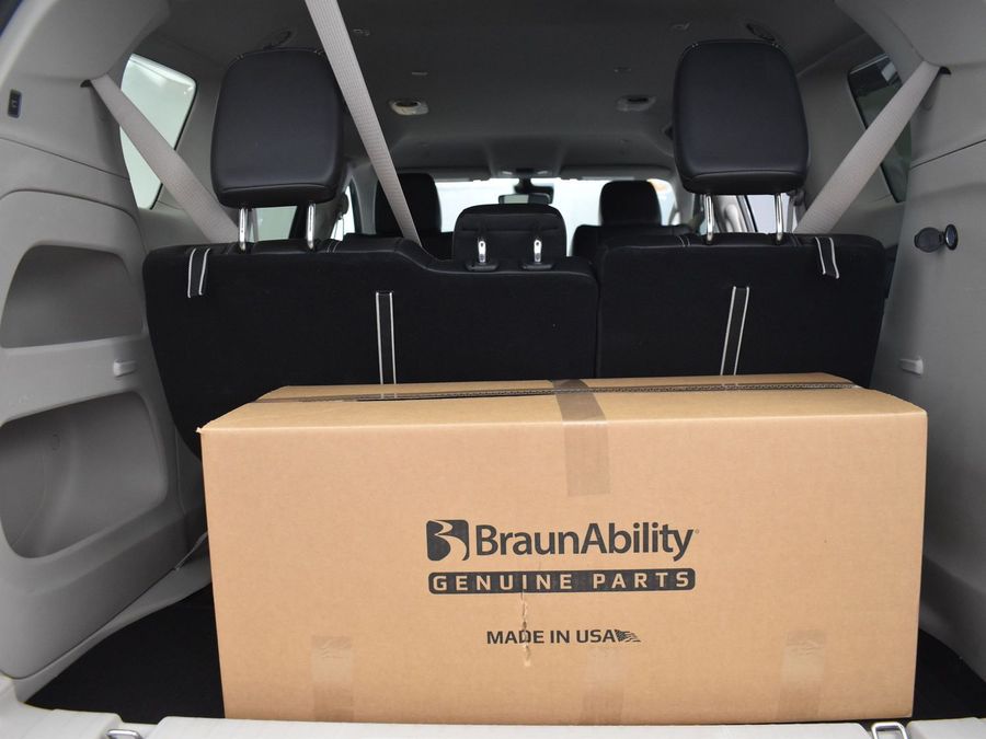 Used 2024 Chrysler Pacifica Touring L - BraunAbility Side Entry Entry Fold Out Automatic Ramp