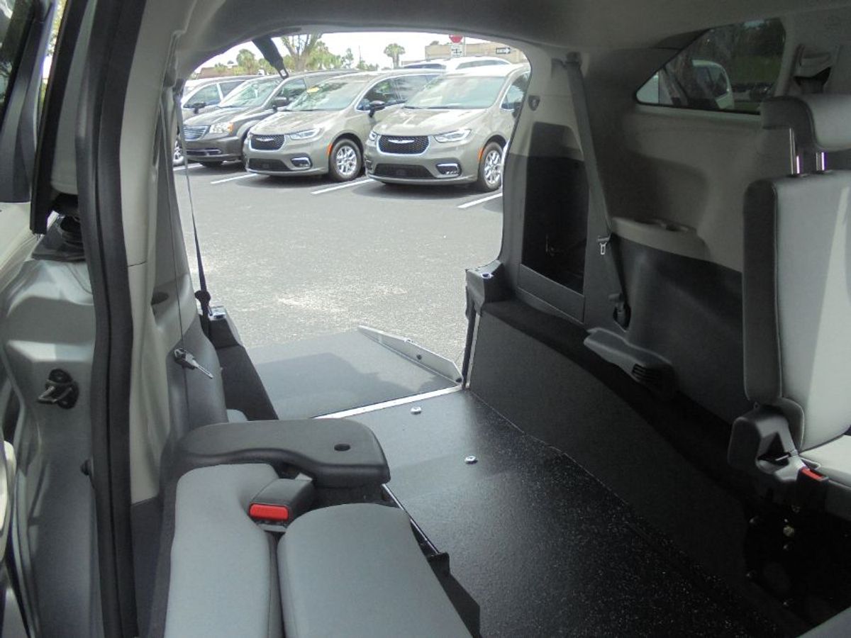 2024 TOYOTA SIENNA - Image 26