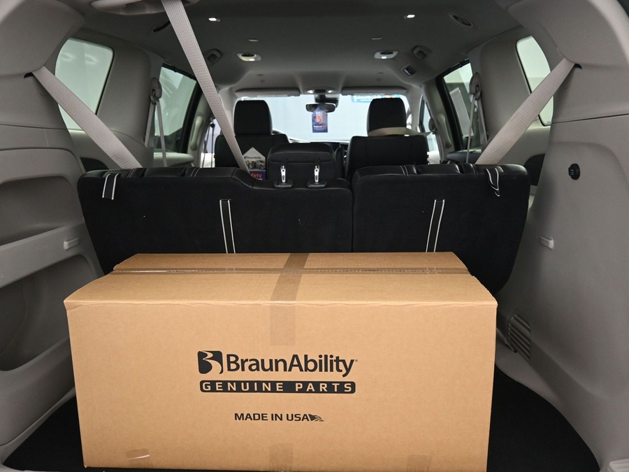 Used 2024 Chrysler Pacifica Touring L - BraunAbility Side Entry Fold Out Manual Ramp