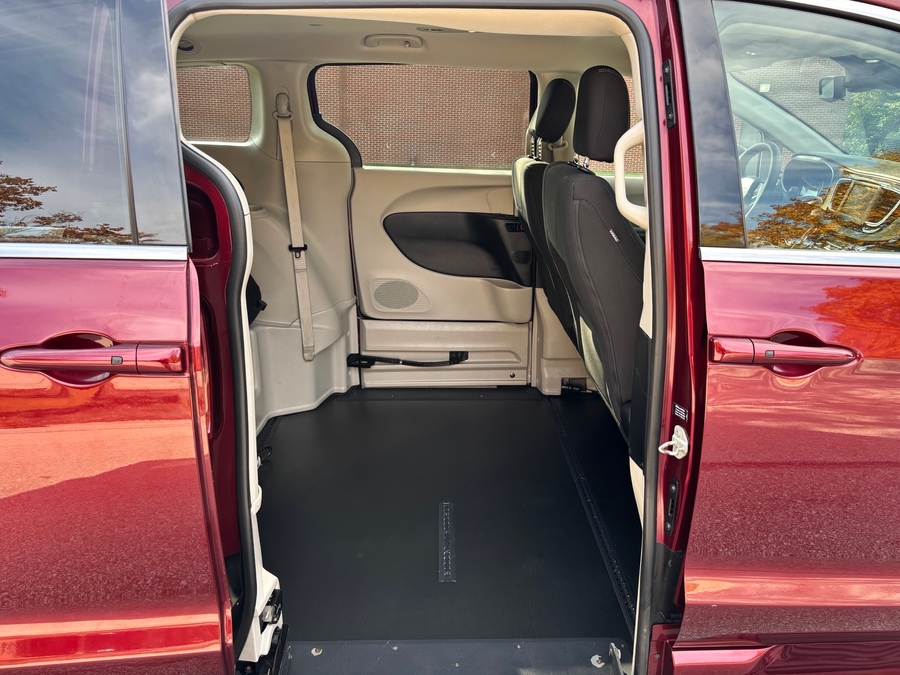 Used 2023 Chrysler Voyager LX - BraunAbility Side Entry Entry Fold Out Automatic Ramp