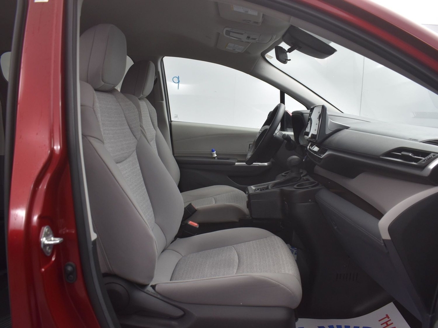 Used 2023 Toyota Sienna Hybrid LE - BraunAbility Side Entry Entry Fold Out Automatic Ramp