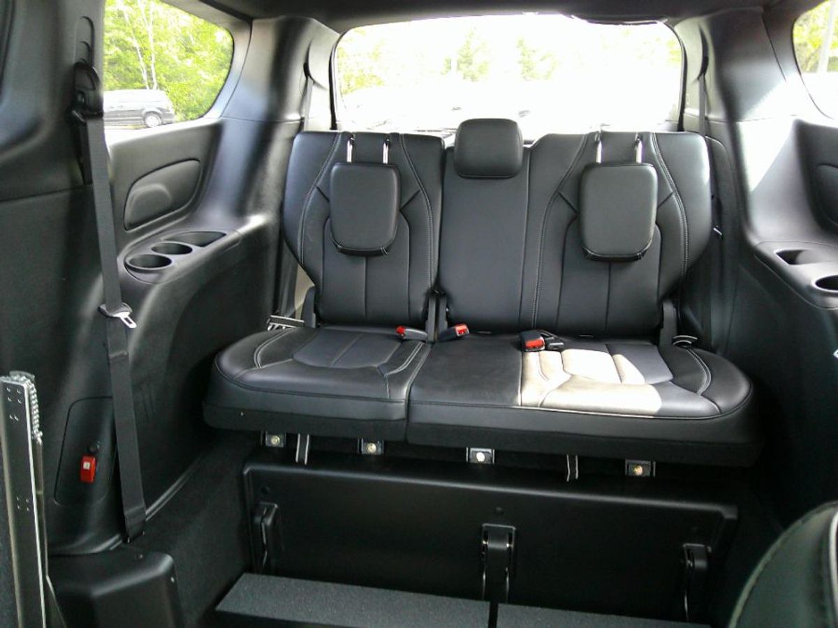 2025 CHRYSLER PACIFICA - Image 19