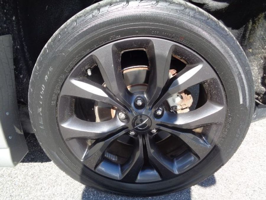 Used 2018 Chrysler Pacifica Touring L Plus - VMI Side Entry Entry In Floor Automatic Ramp