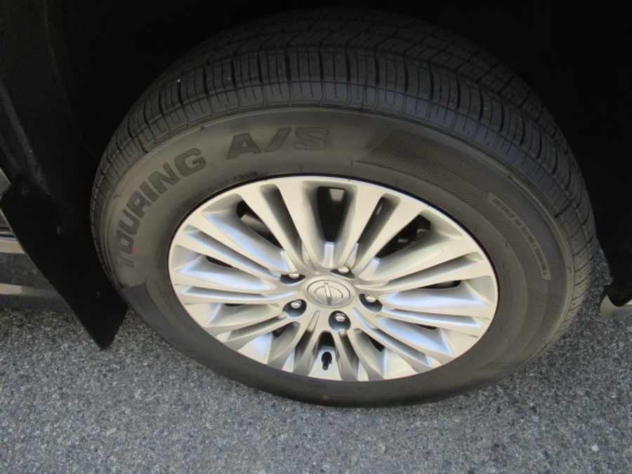Used 2015 Chrysler Town and Country Touring-L - El Dorado Side Entry Entry Fold Out Automatic Ramp